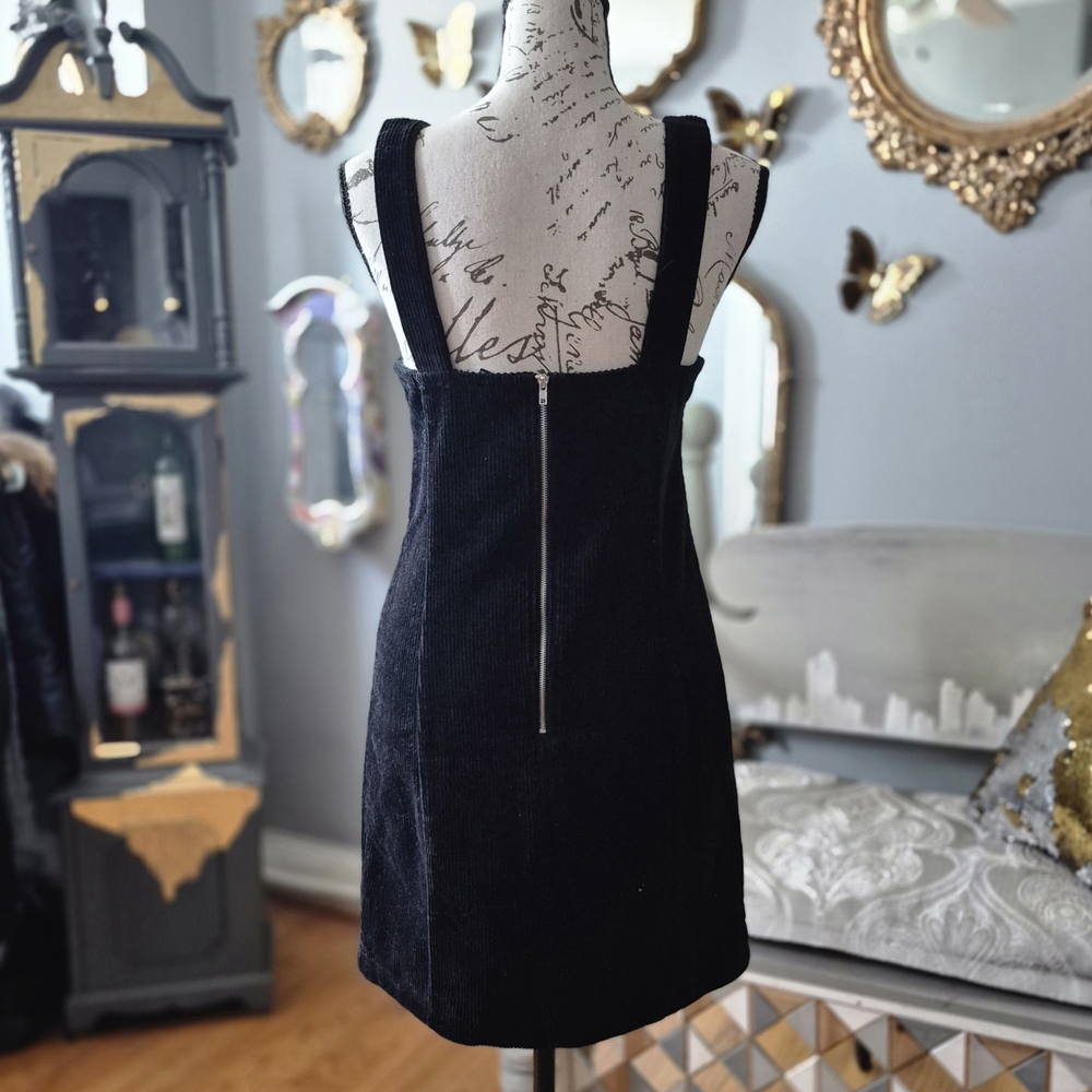 NWT Forever 21 Coastal Cowgirl Black Corduroy Pinafore Dress with Buckle Straps - Picture 4 of 8